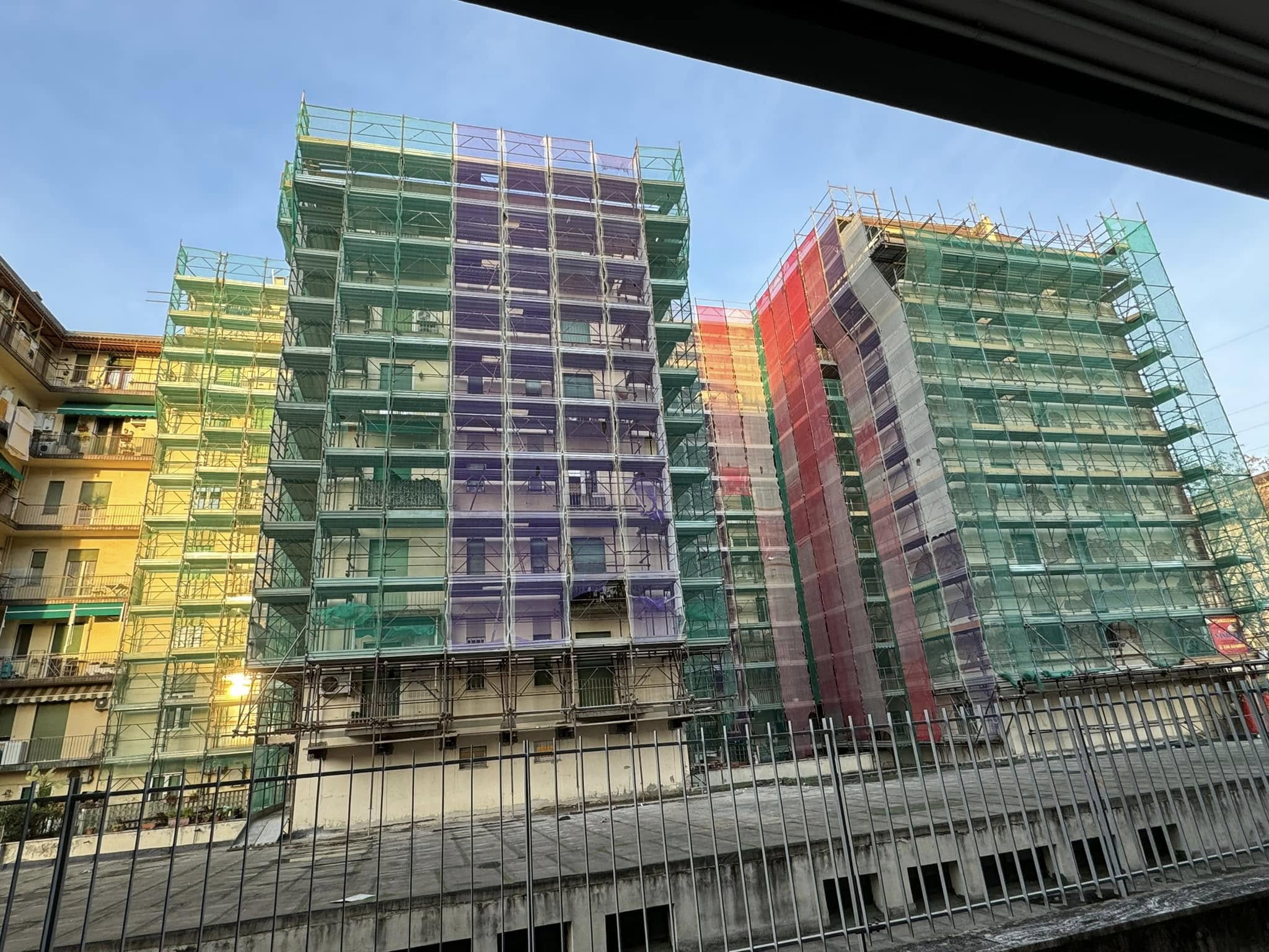 Servizi di ponteggi per cantieri edili a Firenze